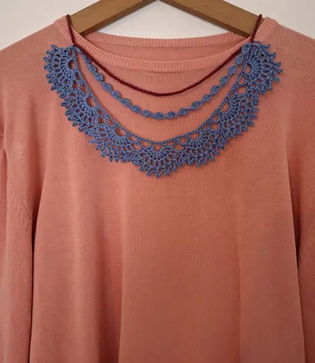 Crochet necklace.